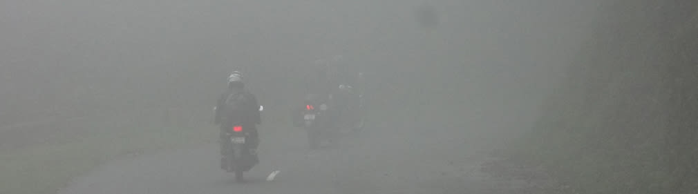 Entering_Mist_Zone_Valparai_4